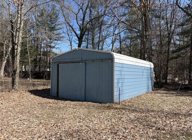 1759 Grant Drive, Allegan, MI 49010