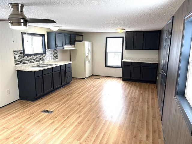 1759 Grant Drive, Allegan, MI 49010