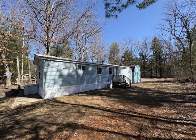 1759 Grant Drive, Allegan, MI 49010