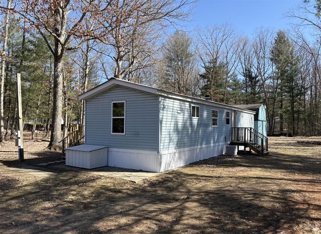 1759 Grant Drive, Allegan, MI 49010