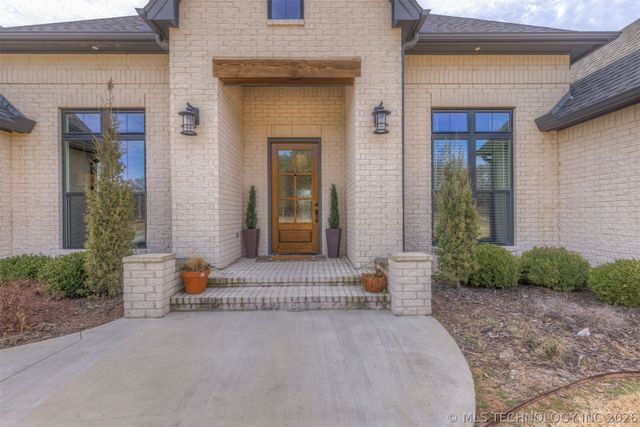 25672 E 166th Street, Coweta, OK 74429