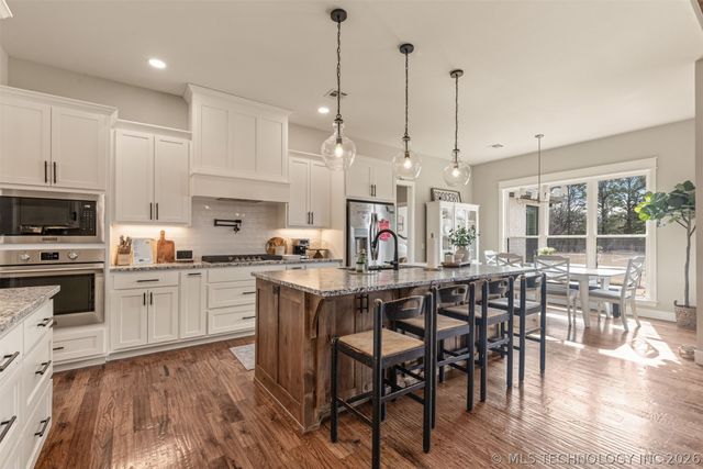 25672 E 166th Street, Coweta, OK 74429