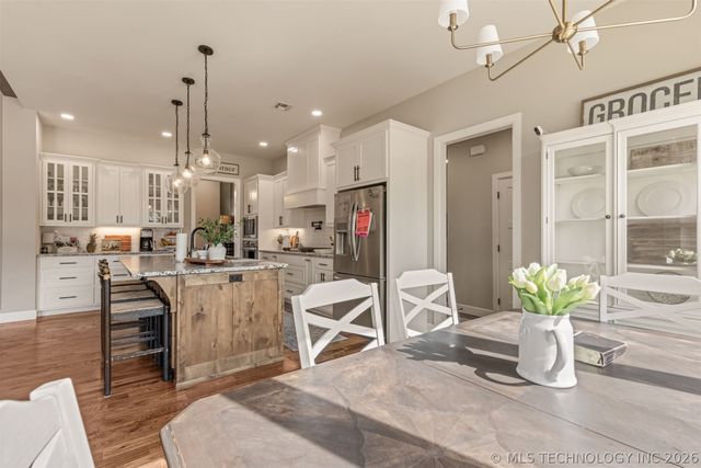 25672 E 166th Street, Coweta, OK 74429