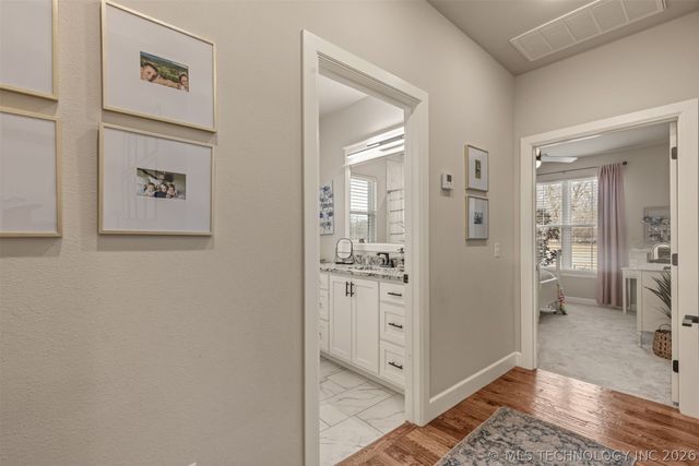 25672 E 166th Street, Coweta, OK 74429