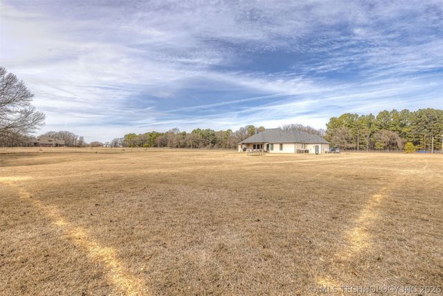 25672 E 166th Street, Coweta, OK 74429