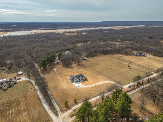 25672 E 166th Street, Coweta, OK 74429