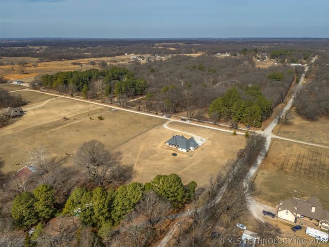 25672 E 166th Street, Coweta, OK 74429