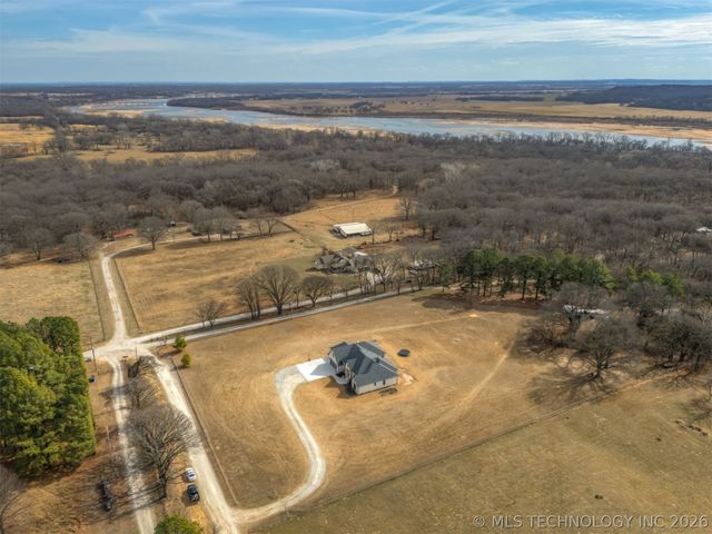 25672 E 166th Street, Coweta, OK 74429