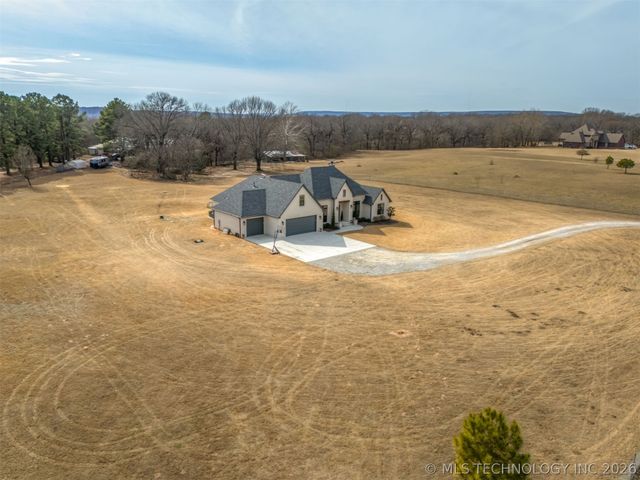 25672 E 166th Street, Coweta, OK 74429