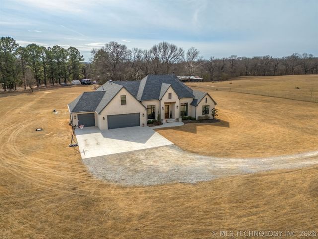 25672 E 166th Street, Coweta, OK 74429