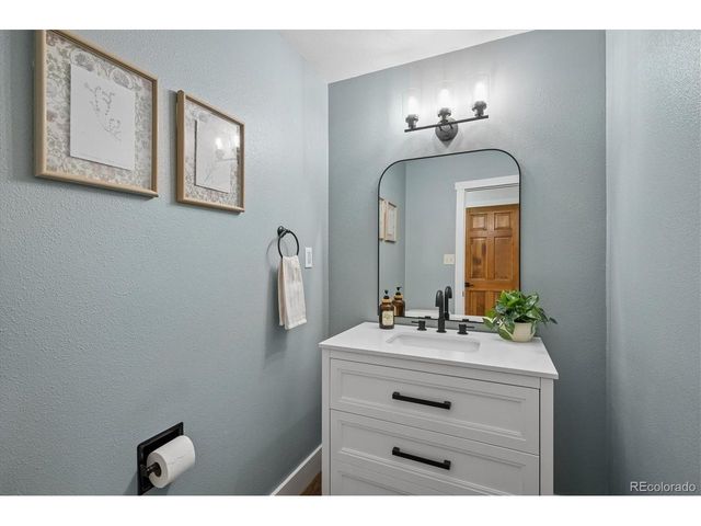 7751 S Upham St, Littleton, CO 80128