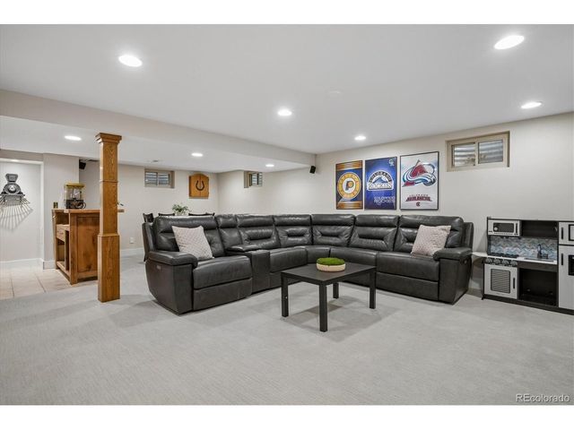 7751 S Upham St, Littleton, CO 80128