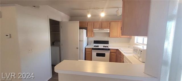 4555 SAHARA Avenue 252, Las Vegas, NV 89104