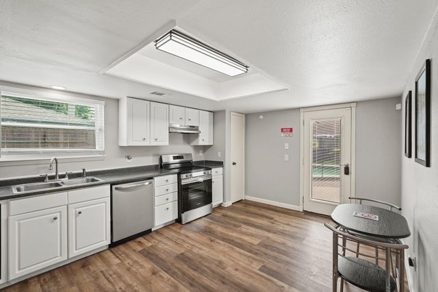 707 Land Grant Drive, Richmond, TX 77406