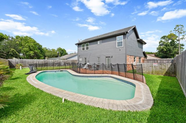 707 Land Grant Drive, Richmond, TX 77406
