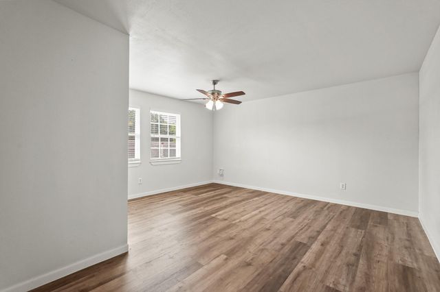 707 Land Grant Drive, Richmond, TX 77406