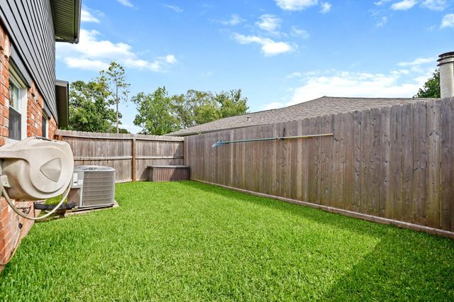 707 Land Grant Drive, Richmond, TX 77406