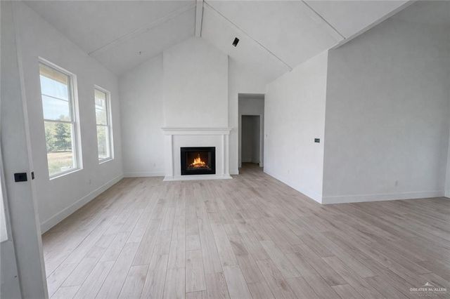 532 Freedom Way, Weslaco, TX 78596