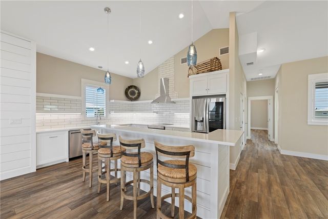 468 Paradise Pointe Dr, Port Aransas, TX 78373