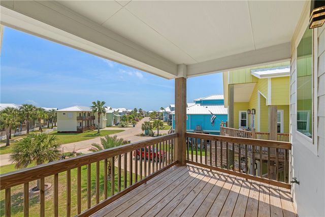 468 Paradise Pointe Dr, Port Aransas, TX 78373