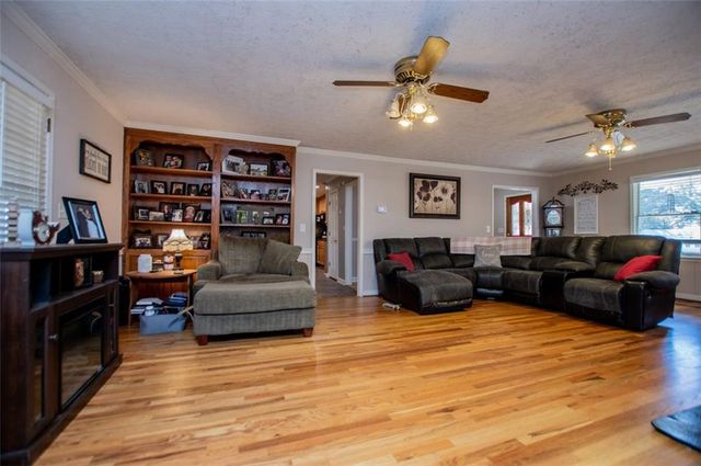 4049 Roy Court, Douglasville, GA 30135