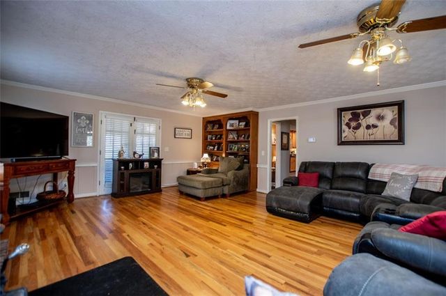 4049 Roy Court, Douglasville, GA 30135