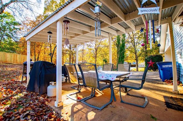 4049 Roy Court, Douglasville, GA 30135