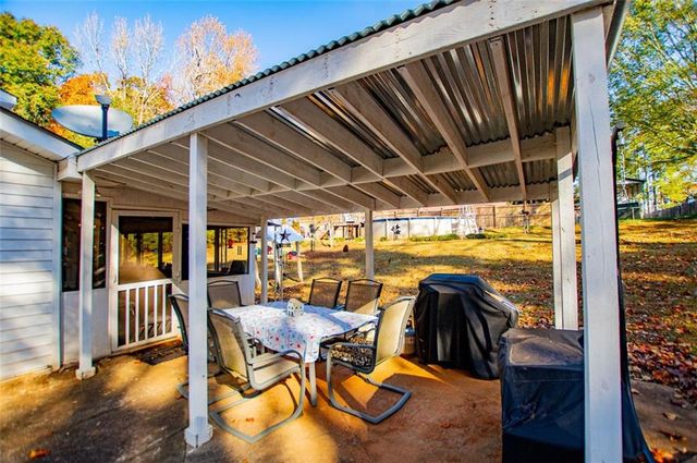 4049 Roy Court, Douglasville, GA 30135