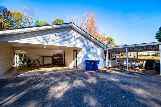 4049 Roy Court, Douglasville, GA 30135