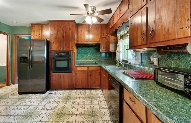 1223 Sanders Drive, Morrow, GA 30260