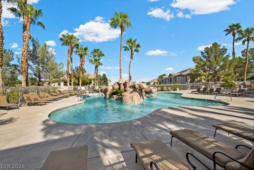 1617 Queen Victoria Street 102, Las Vegas, NV 89144 — exterior