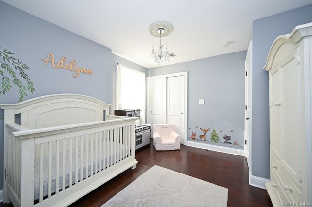 4940 169th Street, Flushing, NY 11365