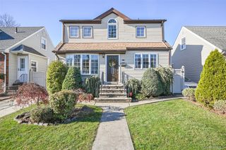 4940 169th Street, Flushing, NY 11365