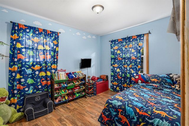 1915 Kregel Avenue, Muskegon, MI 49442