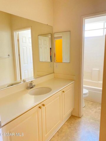 1690 Tanglebush Lane 120, Simi Valley, CA 93065