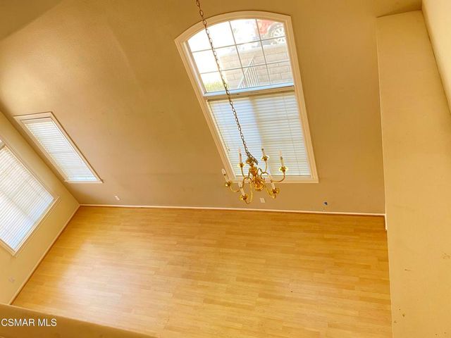1690 Tanglebush Lane 120, Simi Valley, CA 93065
