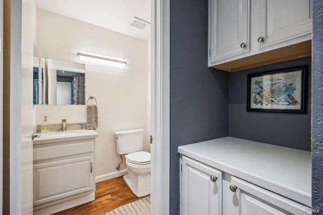 166 Pelican Ln, Novato, CA 94949