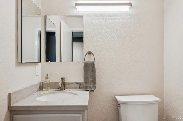 166 Pelican Ln, Novato, CA 94949