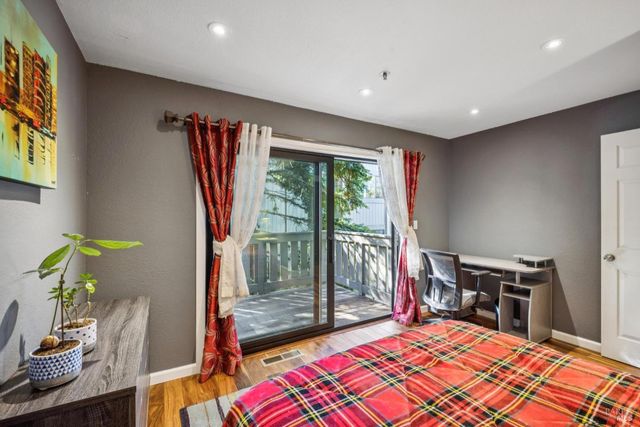 166 Pelican Ln, Novato, CA 94949