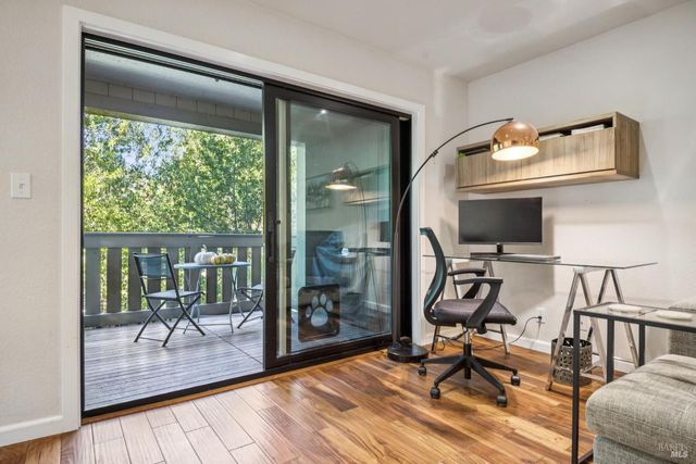 166 Pelican Ln, Novato, CA 94949