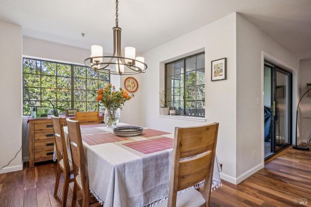 166 Pelican Ln, Novato, CA 94949