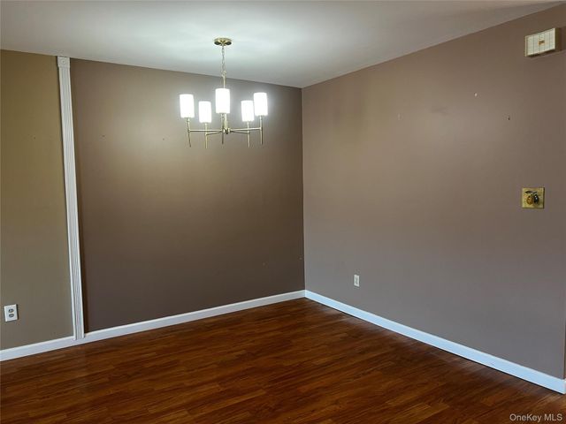 1840 Crompond Road 7C6, Peekskill, NY 10566