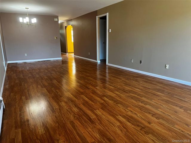 1840 Crompond Road 7C6, Peekskill, NY 10566