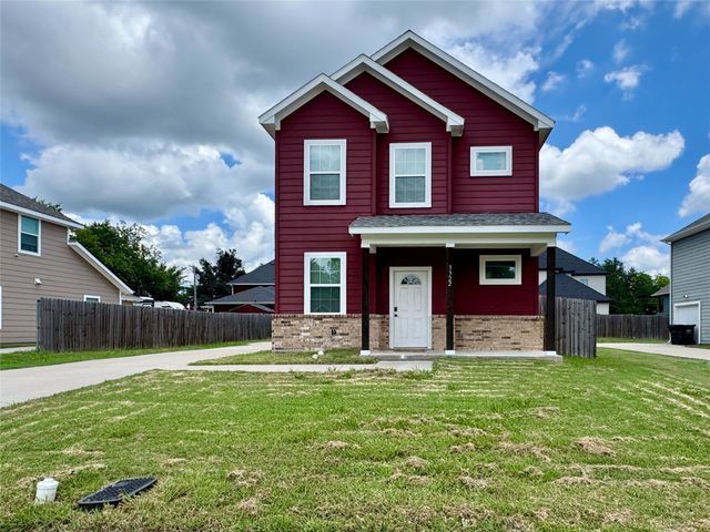 3322 Pickett Street, Greenville, TX 75401