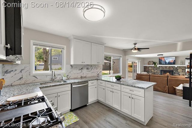 21333 Dartmouth Drive, Southfield, MI 48076