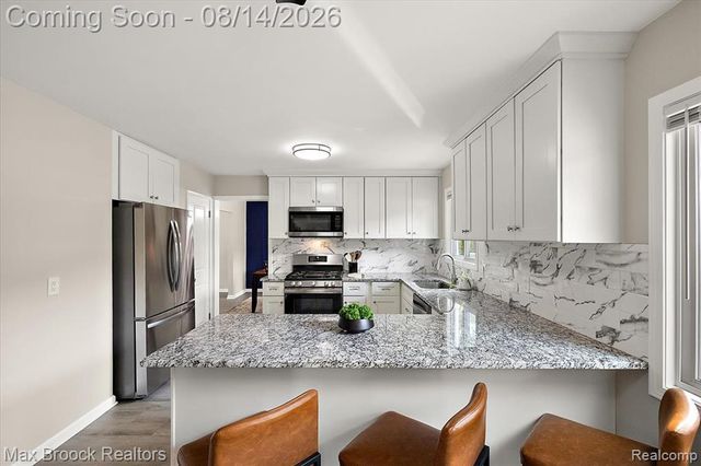 21333 Dartmouth Drive, Southfield, MI 48076