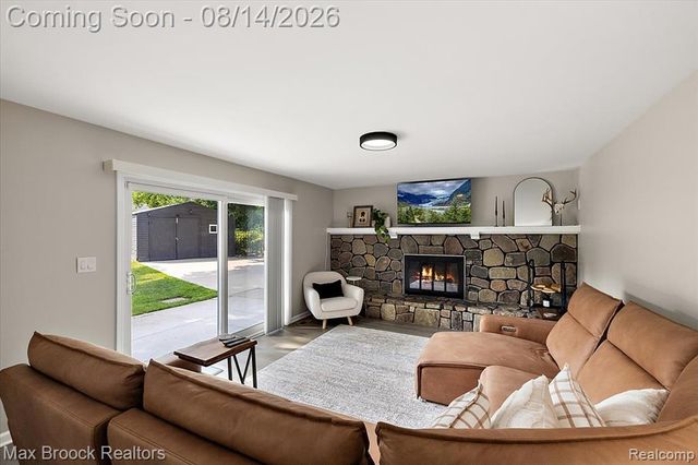 21333 Dartmouth Drive, Southfield, MI 48076