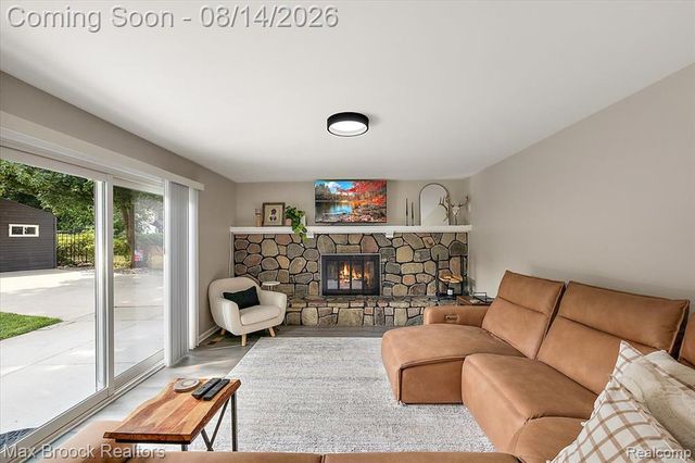 21333 Dartmouth Drive, Southfield, MI 48076