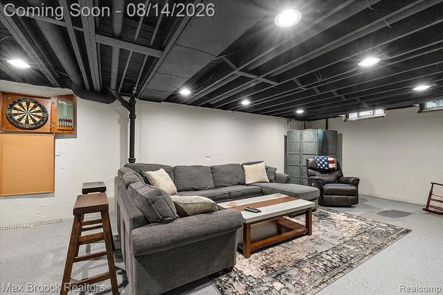 21333 Dartmouth Drive, Southfield, MI 48076