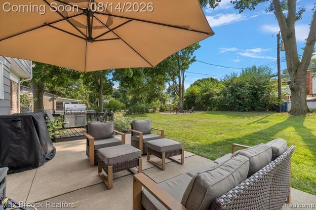 21333 Dartmouth Drive, Southfield, MI 48076